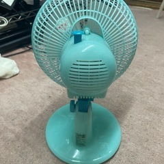 山善　ミニ卓上扇風機の画像