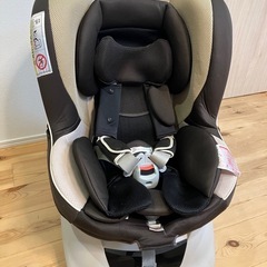 回転式チャイルドシート　エールべべクルットNT2