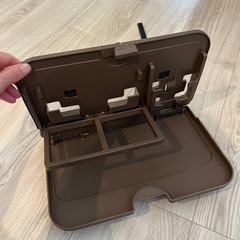 折りたたみトレイ