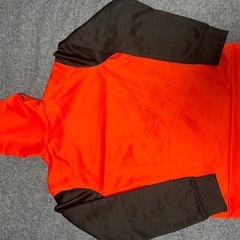 NIKEセットアップ赤Mサイズ
 の画像