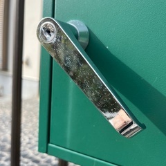 緑のポスト(フェンス取り付け用)の画像