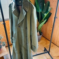 軍物カーキ色ダブルトレンチコート S表記