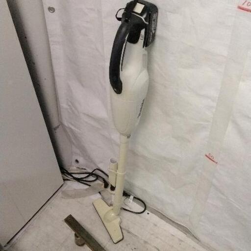 0112-152 Tmakita 充電式クリーナモデル CL180FD