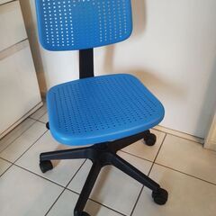 取引中　IKEA  子供椅子