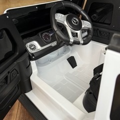 AMG メルセデスベンツ　ゲレンデ　電動自動車の画像