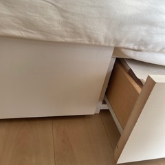 ニトリのダブルベッドの画像