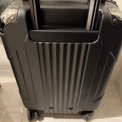 キャリーケース　機内持ち込み用　黒の画像