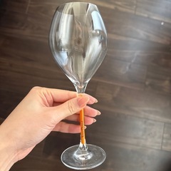 ヴーヴシャンパングラス2つ+白ワイングラス2つの画像