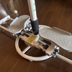 フィットネス器具 下半身 トレーニングの画像