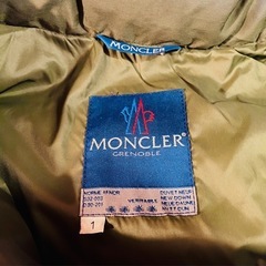 90’s  MONCLERモンクレール メンズS グリーンの画像