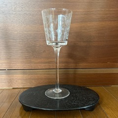 フラワーアレンジメント　ワイングラス　プレート