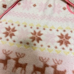 女の子 トナカイ柄 フリースベスト スリーパーの画像