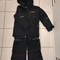 商談中【値下げ】子供用スキーウェア　Columbia