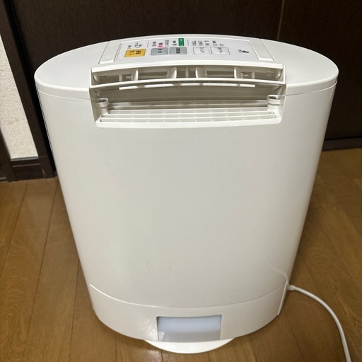 Panasonic　デシカント方式除湿乾燥機 F-YZF60