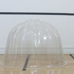 透明樹脂性ドーム　霜よけ等　未使用ながら材質上　痛みあり　ロ