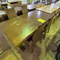 カリモク　4人用ダイニングセット　※天板傷有り