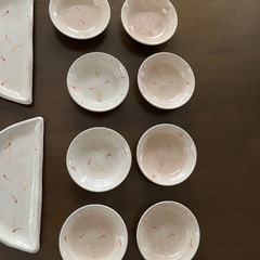 有田焼のお皿の画像