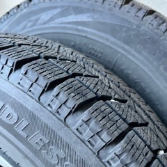 ブリヂストン スタッドレスタイヤ BLIZZAK VRX 145/80R13 2019年製 の画像