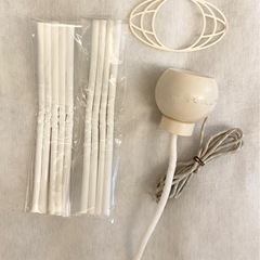 超音波加湿器 ペットボトル加湿器 オーブ ORB USB接続 給水スティック10本付 加湿器 超音波式加湿器の画像
