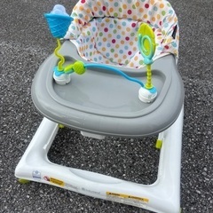 ベビーウォーカー