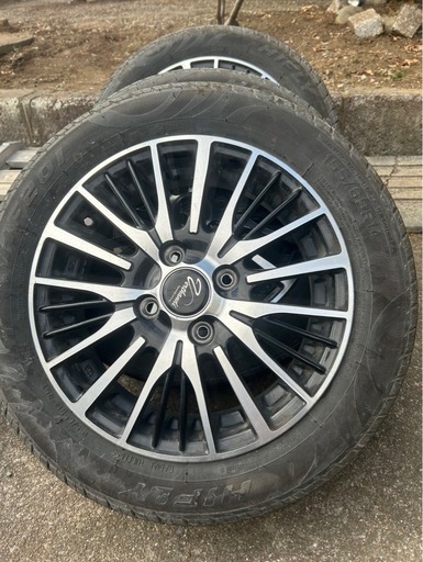 値下げ中タイヤ4本セット（155/65R14）