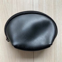フルラ　FURLA 黒　レザー　ポーチの画像