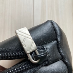 フルラ　FURLA 黒　レザー　ポーチの画像