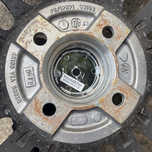 値下げ中タイヤ4本セット（155/65R14）
