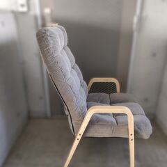 ひとり用 リクライニングチェア アイリスオーヤマの画像