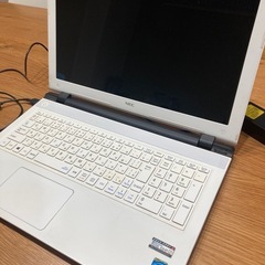 パソコン　NEC Lavie  中古の画像