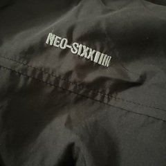 レディース、メンズ　服、ウィンドーブレーカーの画像