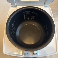 三菱電機 NJ-KSE106 炊飯器 予約機能付きの画像