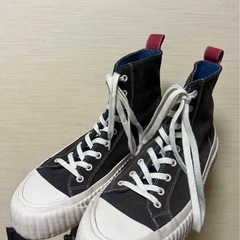 ZARA×HARRY LAMBERT レザーハイカットスニーカーの画像