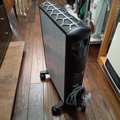 ★お値下げしました❗【デロンギ】オイルヒーター マルチダイナミックヒーター [MDHU15-BK] 【3ヶ月保証付き】💳自社配送時🌟代引き可💳※現金、クレジット、スマホ決済対応※   の画像