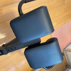 美品　リーディングエッジ バックエクステンションベンチ 折り畳み式 耐荷重110kg 角度調整機能 背筋 側腹筋 腹筋 トレーニング用 LE-HRC ブラックの画像