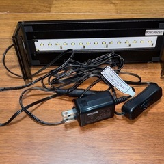 GEX LEDライト　白色　20〜30cm水槽用