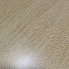 ダイニングテーブルの画像