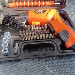 小型電動ドリル