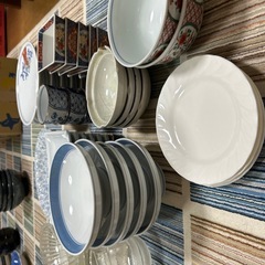 明日13日で処分‼️②【バラエティ】食器類セット✨の画像