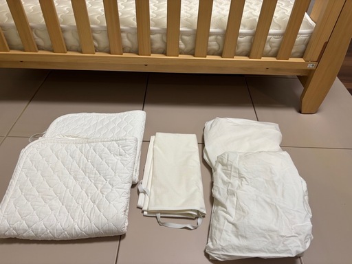 【受付終了】Boori 6歳までベッドスレイ　純正マットレス付、純正シーツセット付