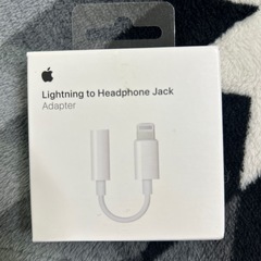 iPhone ケーブル