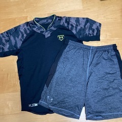 アンダーアーマー　OAKLEY 　XL　