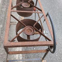 お庭のアンティークに　ジャンク　アウトドア　ガスコンロの画像