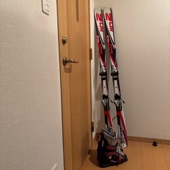HEADスキーブーツとスキー板　高学年
