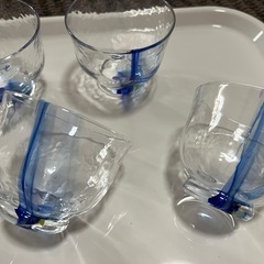 美品　ガラス食器４個セットの画像