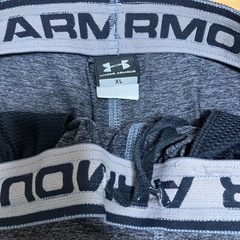 アンダーアーマー　OAKLEY 　XL　の画像