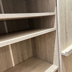 コミック収納 本棚 スライド扉付きの画像