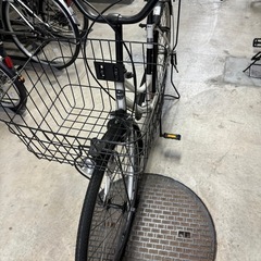 【パンク品】自転車　ママチャリの画像