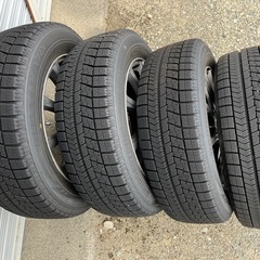 ブリヂストン スタッドレス VRX 185/60R15 2019年49週製造 中古バリ山！の画像