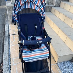 アプリカのＢ型ベビーカーマジカルエアークッションの画像